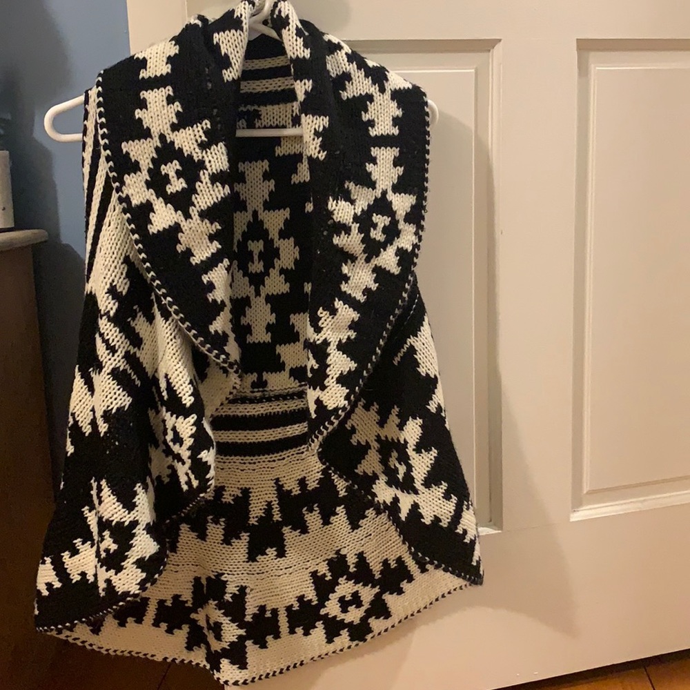 Sweater Vest. Black & White reversible pattern.
